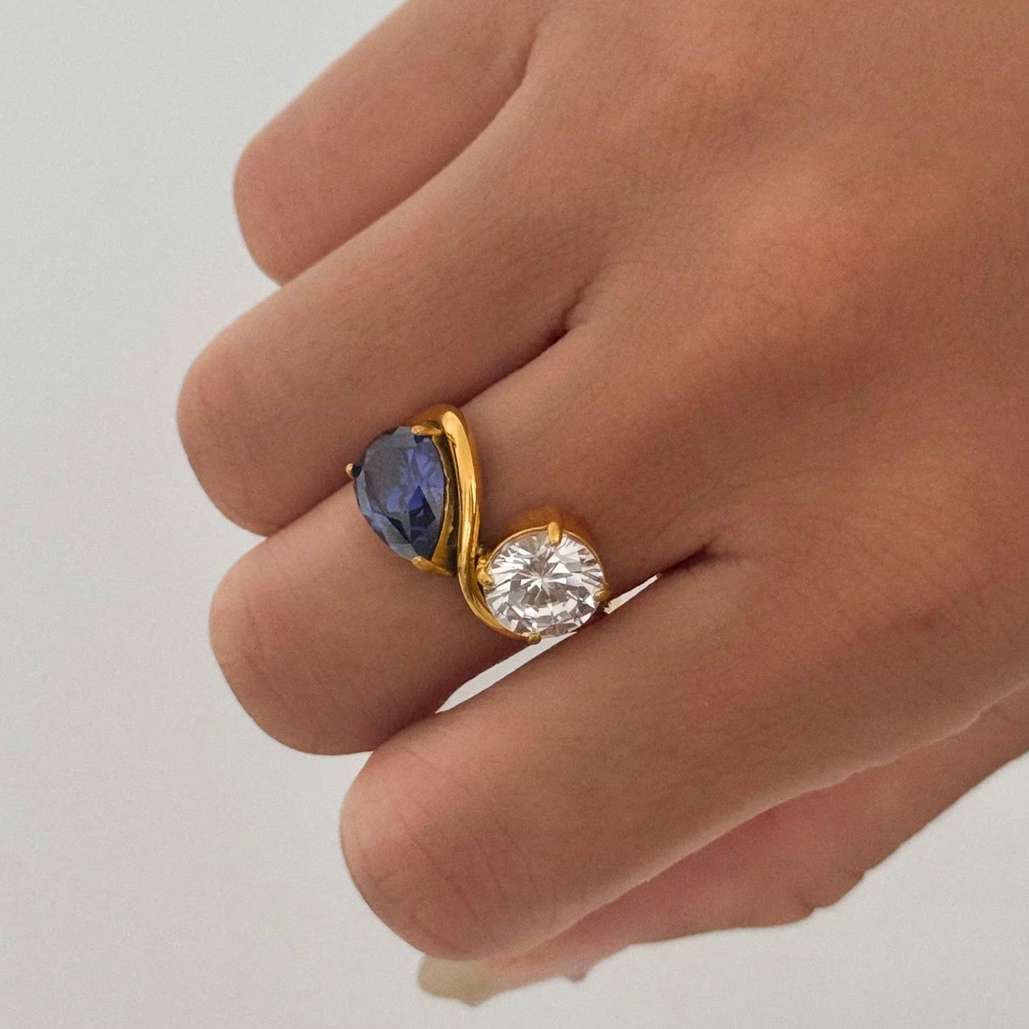 Yin Yang Big Zircon Ring