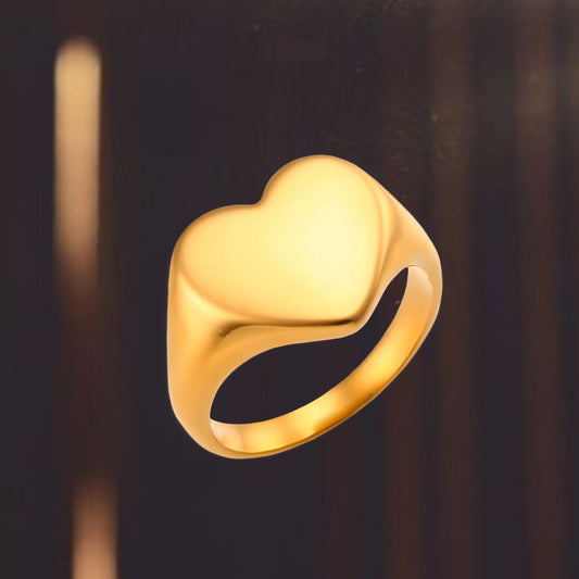 Medium Heart Ring