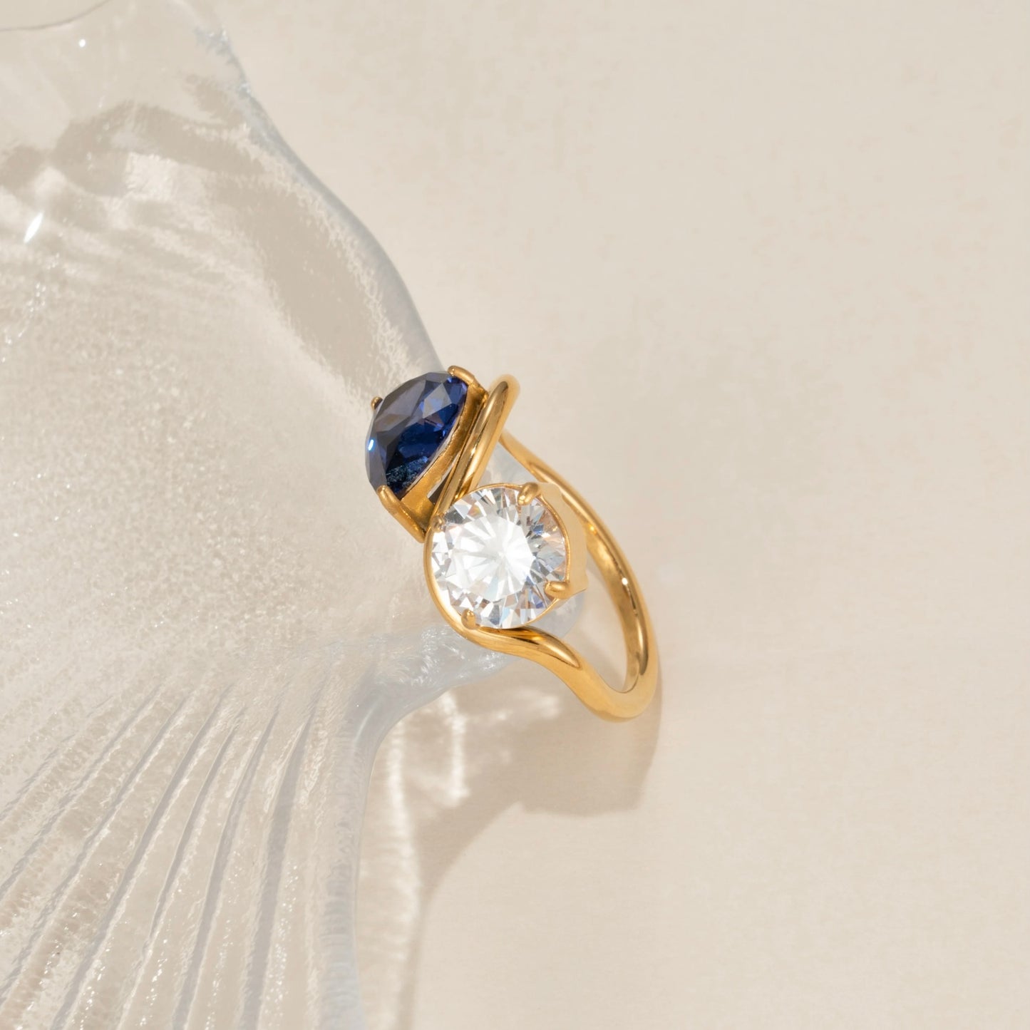 Yin Yang Big Zircon Ring