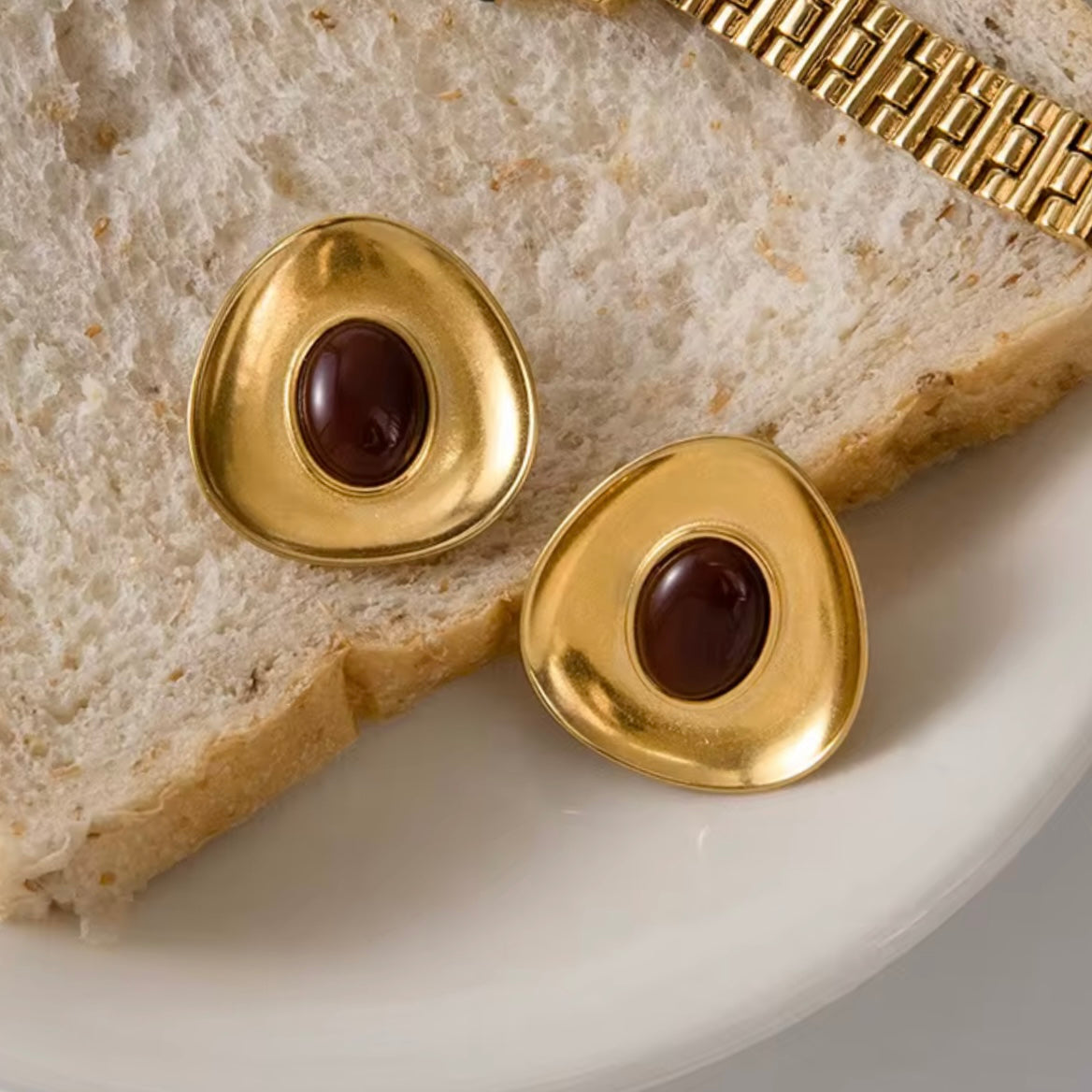 Soft Triangle with Brown Rock Earring